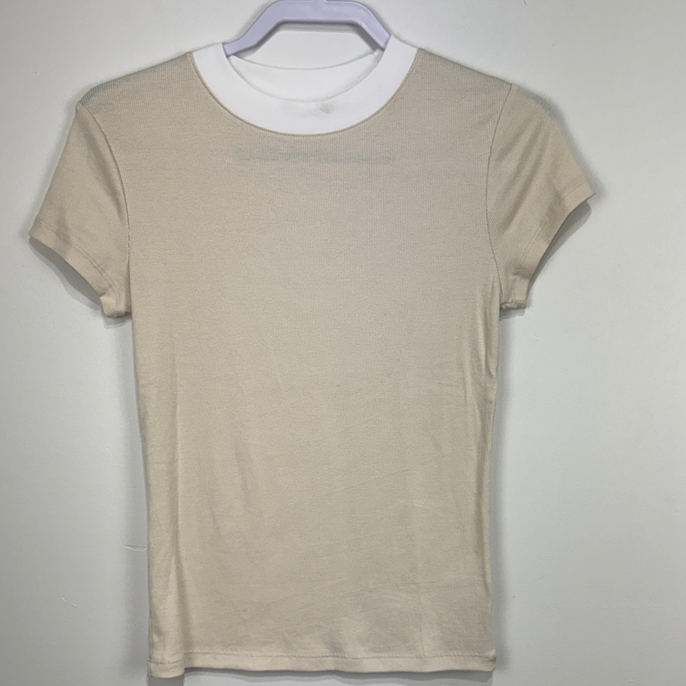 a new day Beige and White Short Sleeve Tee. Size Small